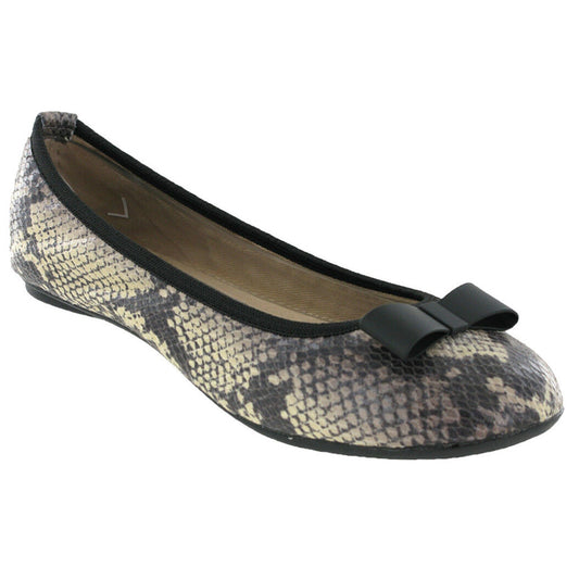 Butterfly Twists Chloe Flats-ShoeShoeBeDo